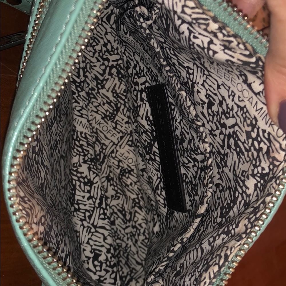Rebecca Minkoff zipper bag. Great condition! - Picture 8 of 8